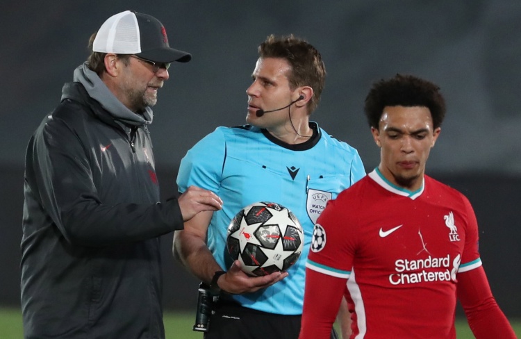 与逆境情景 与逆境情景